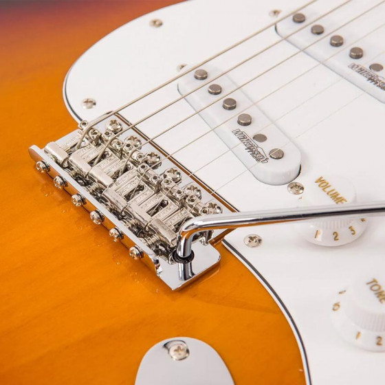 Guitare Vintage type strat V6SSB Rééditée