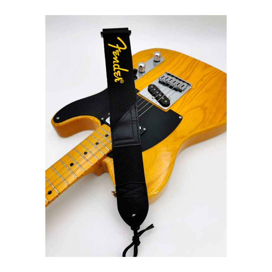 Sangle polyester noir Logo jaune Fender® Sangle polyester noir Logo jaune Fender®