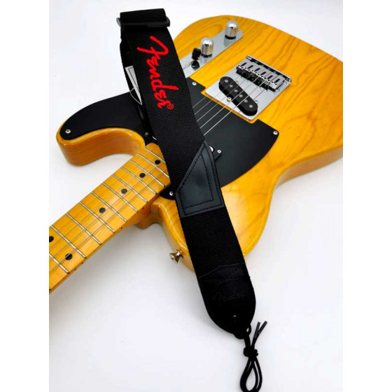 Sangle polyester noir Logo rouge Fender®